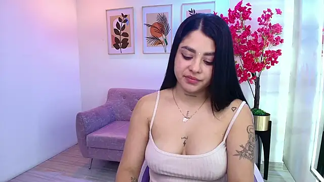 Chat +18 de Julie_vancouver ao vivo
