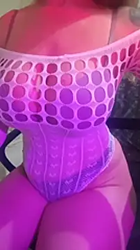 عرض كام YIYAMURANO