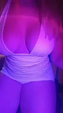 YIYAMURANO's Live XXX Chat