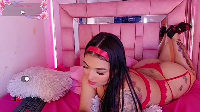 Marilyn_Rouge_ Adlı Modelin Canlı XXX Sohbeti
