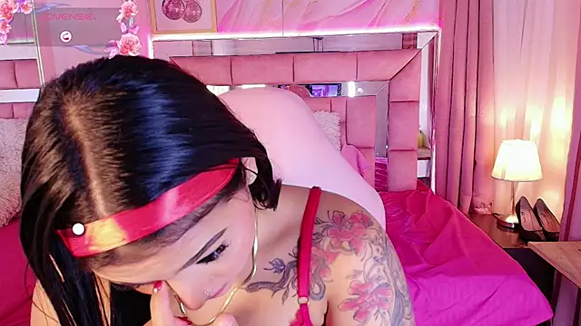 Chatroom XXX en direct de Marilyn_Rouge_