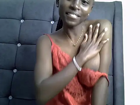 creamydoly webcam show