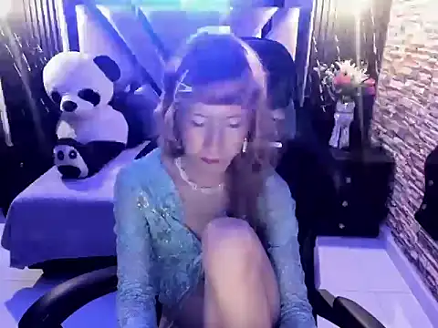 Вебкам-шоу vivienne_hadi