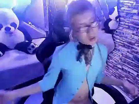 vivienne_hadi: вебкам-шоу