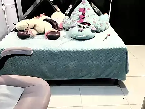 vivienne_hadi Webcam show