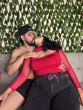 CatwomanAndHotman webcam show