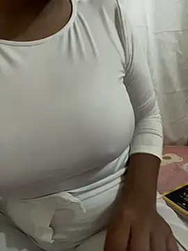 CatwomanAndHotman's Live XXX Chat