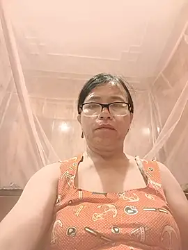 Chilly-wet's Live XXX Chat