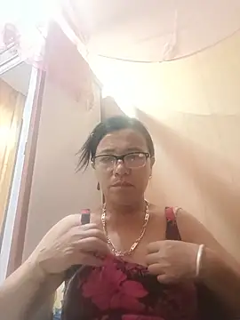 Chilly-wet Live XXX Chat