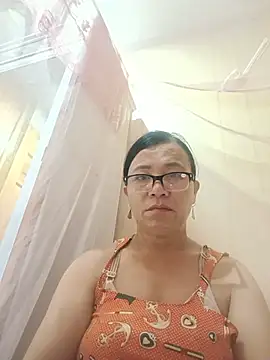 Chilly-wetn Live XXX chat