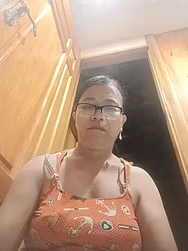 Chat +18 de Chilly-wet ao vivo