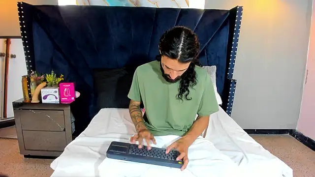 Alexx_val Adlı Modelin Web Kamerası Şovu