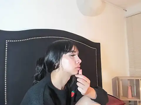 Valey_nikol webkamerás műsora