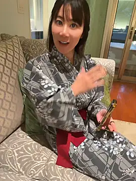 SarikoLovesSex 웹캠 쇼