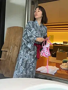 عرض كام SarikoLovesSex