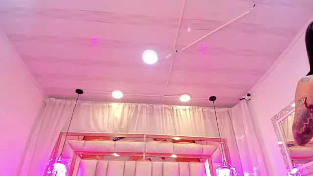 Francesca_Skuirt's Webcam Show