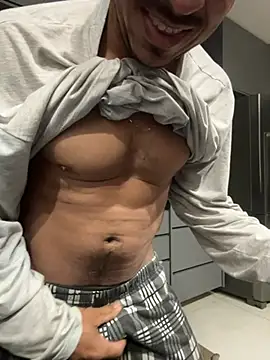 Show de kzado37 na webcam
