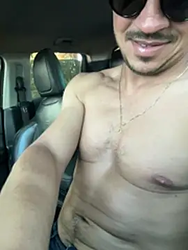 Show de kzado37 na webcam