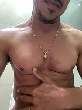 kzado37 Webcam Show