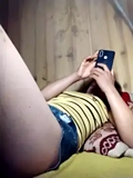 Hotgirl_pho Show Webcam