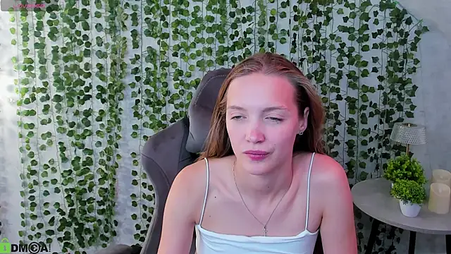 Neelly_Collins Chat XXX in diretta