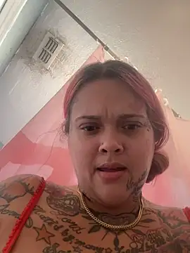 tattoobaby12 Show in webcam