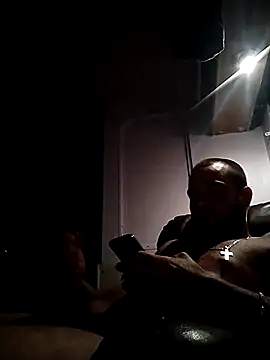 chipblu Show in webcam