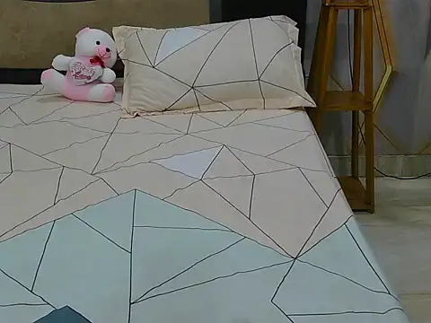its_Pinky's Webcam Show