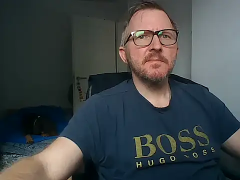 Excalibur82 Show in webcam