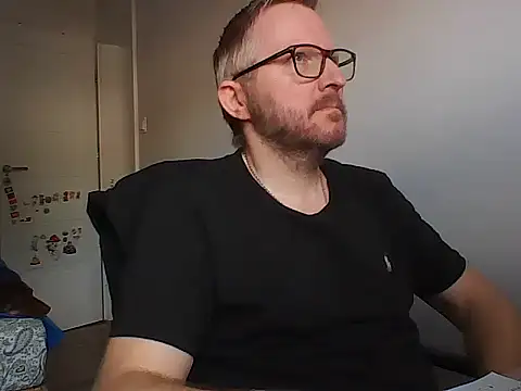 Excalibur82 webcam show