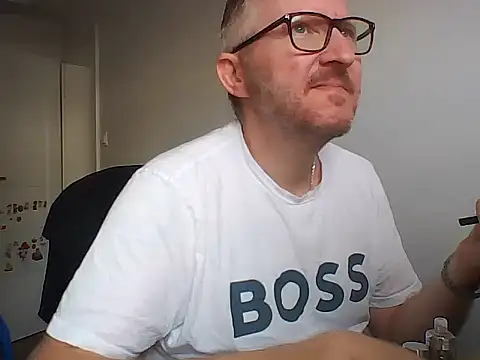 Excalibur82 webkamerás műsora