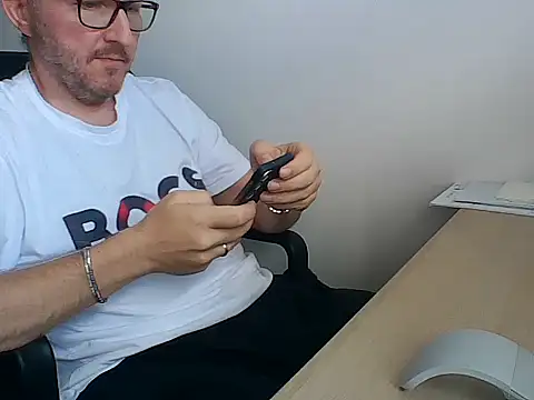 Excalibur82 webkamerás műsora