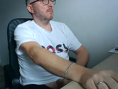 Excalibur82 Шоу с уебкамера