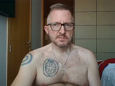 Excalibur82 Show Webcam