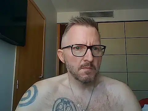 Pokazy przed kamerką – Excalibur82