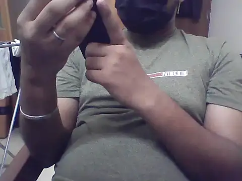suresh123fhbthh Webcam show