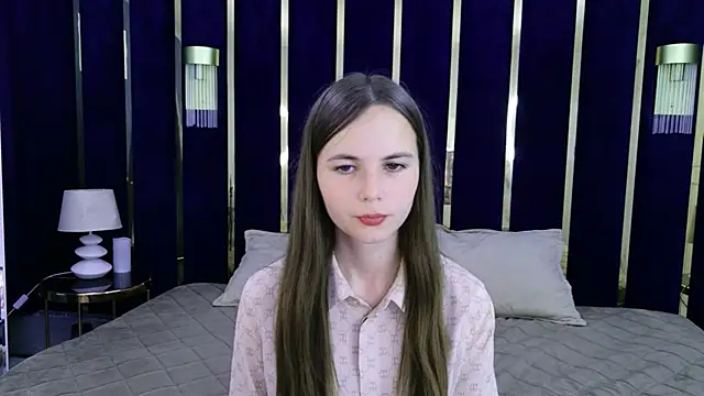 Thalia_Croft Offline XXX-chat