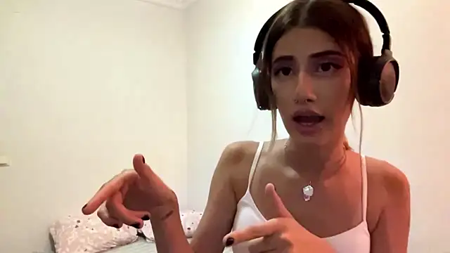 JuliaPierce Webcam-Show