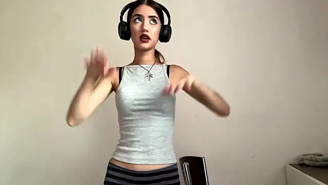 JuliaPierce – webcam-show