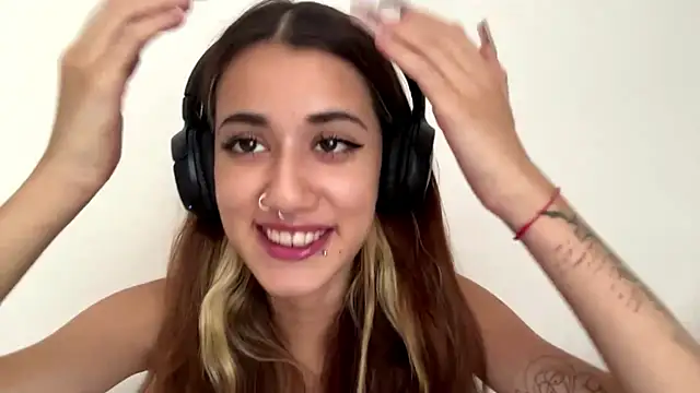 JuliaPierce Chat XXX in diretta