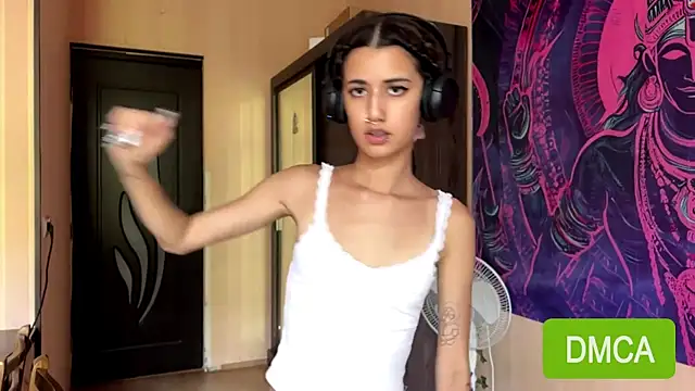 JuliaPierce's Webcam Show