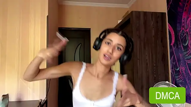 JuliaPierce's Webcam Show