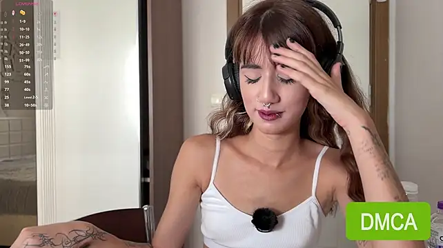JuliaPierce's Live XXX Chat