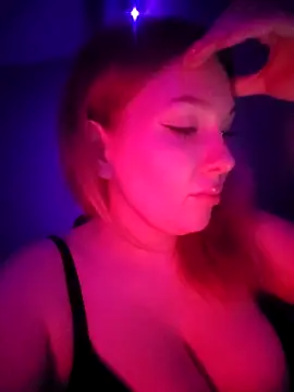 Chat XXX en directo de Katy_Brie