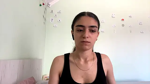 Annthebest Show in webcam