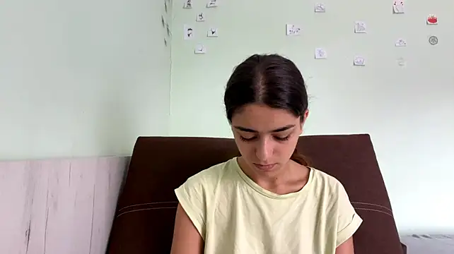 Annthebest Chat XXX in diretta