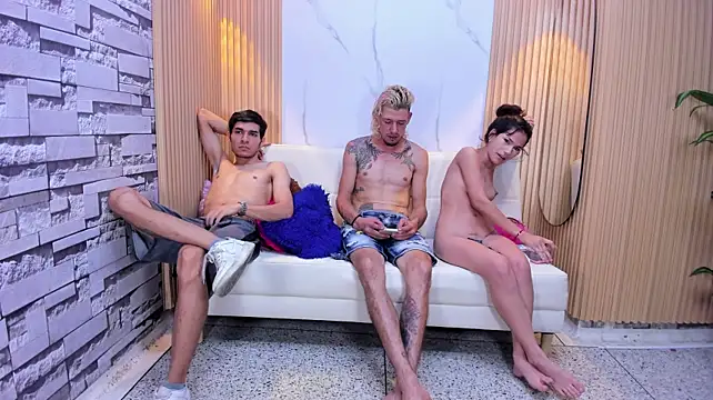 Crazy_love_sex_ Show in webcam