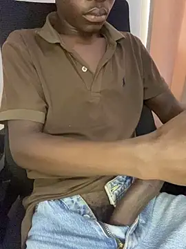 Kenyancock100 Adlı Modelin Web Kamerası Şovu