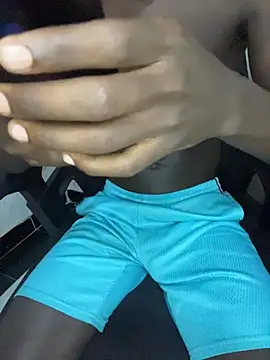 YsugarBoy Show in webcam
