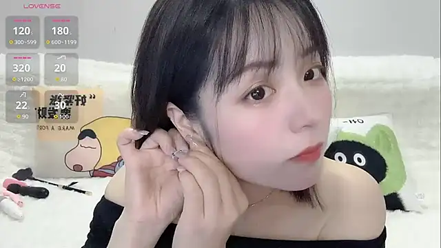 Lucy-8 网络视讯表演